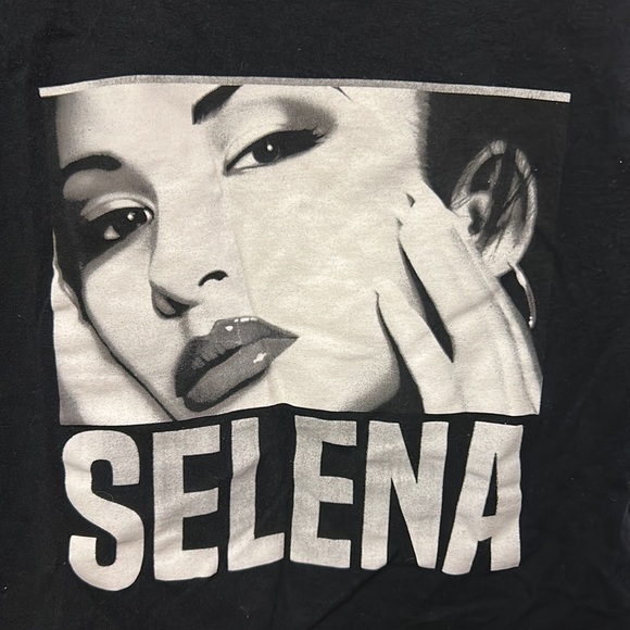 Selena Women’s Crop T-shirt Black Size Small - Picture 2 of 4